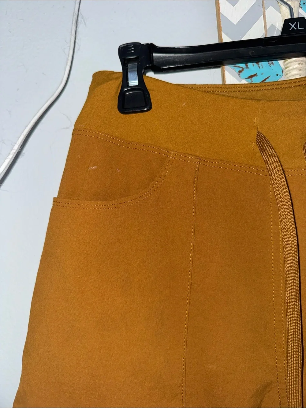 Patagonia Women's Quandary Joggers in Shelter Brown, size M
